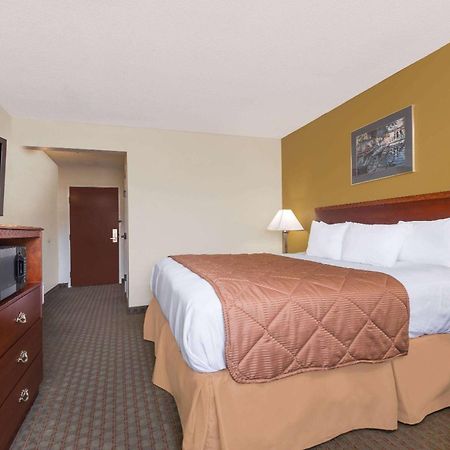 Days Inn By Wyndham Norton Extérieur photo